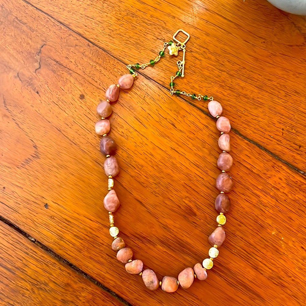 Peyote Bird rose stone and gold necklace